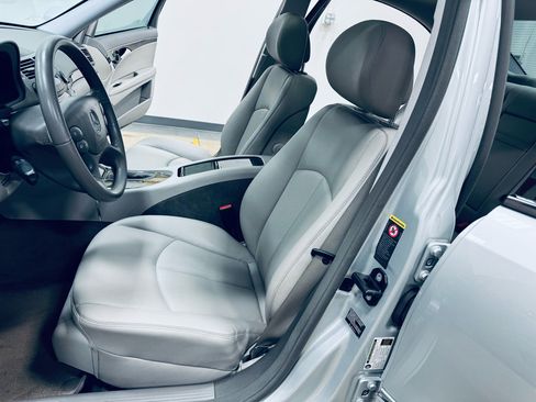 Used 2008 Mercedes-Benz E 350 Sedan image 31