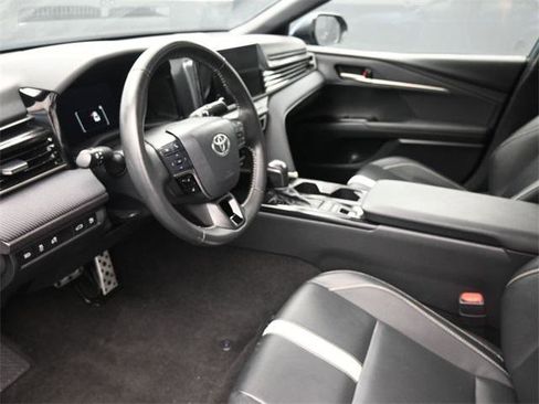 Certified 2025 Toyota Camry SE image 18