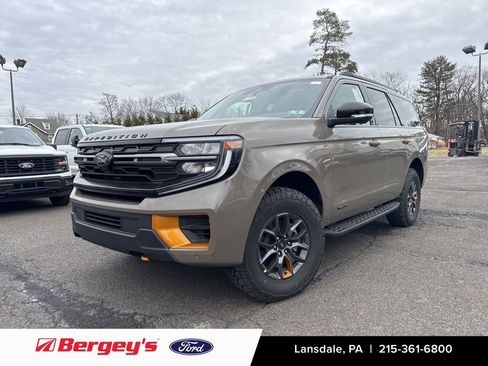 New 2026 Ford Expedition Tremor image 1