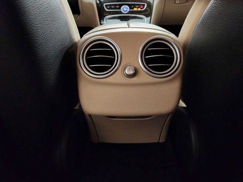 Used 2021 Mercedes-Benz C 300 Sedan image 53