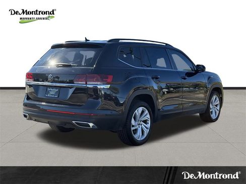 Used 2023 Volkswagen Atlas SE w/ Panoramic Sunroof Package image 5