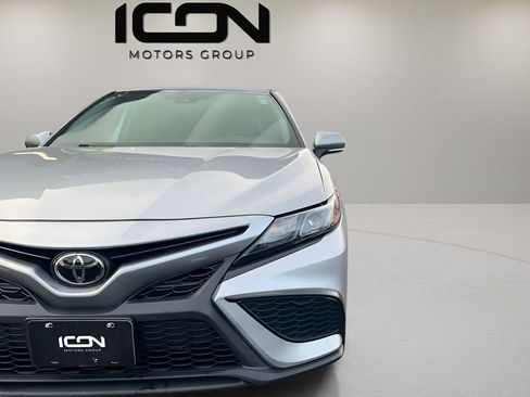 Used 2023 Toyota Camry SE image 9