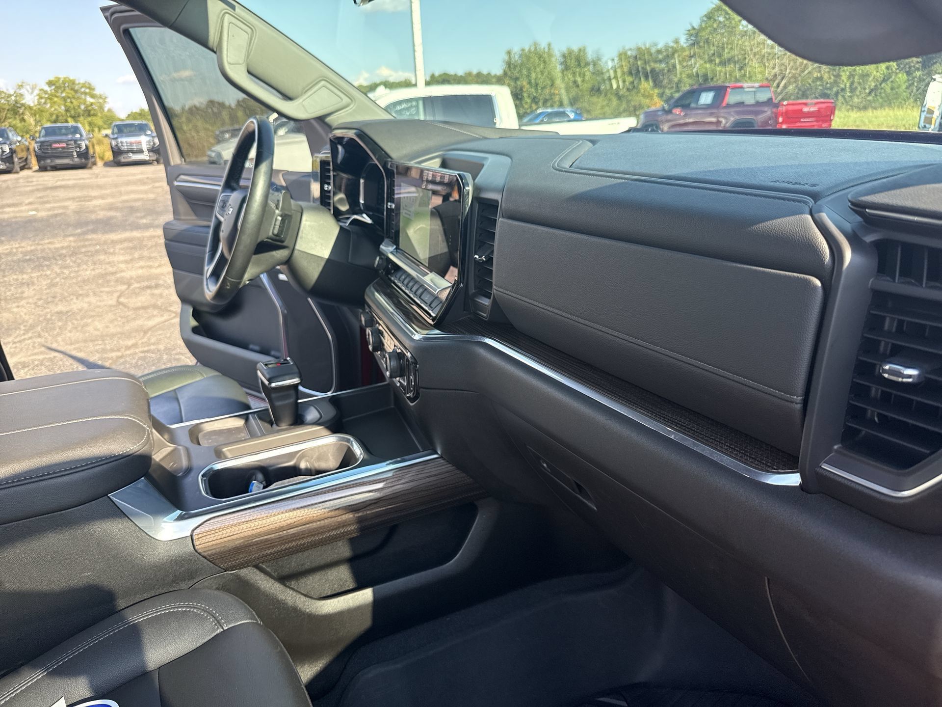 Used 2023 Chevrolet Silverado 1500 RST w/ All Star Edition Plus AWD/4WD image 36