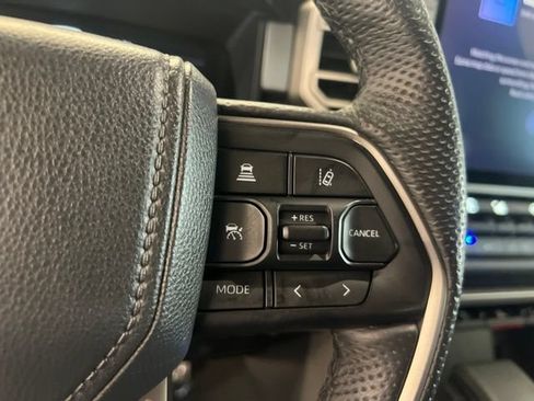 Used 2025 Toyota Tundra Limited w/ TRD Off-Road Package AWD/4WD image 18