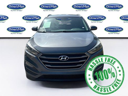 Used 2016 Hyundai Tucson SE w/ Option Group 02 FWD image 2