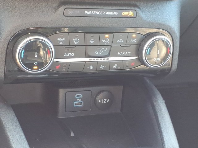 Used 2022 Ford Escape SEL w/ Technology Package AWD/4WD image 21