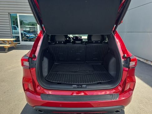 Used 2024 Ford Escape ST-Line Elite w/ Premium Technology Package AWD/4WD image 8