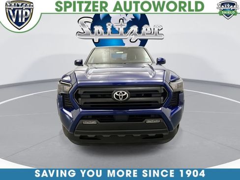 Used 2024 Toyota Tacoma SR5 AWD/4WD image 5