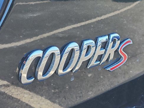 Used 2016 MINI Cooper S w/ Premium Package image 29