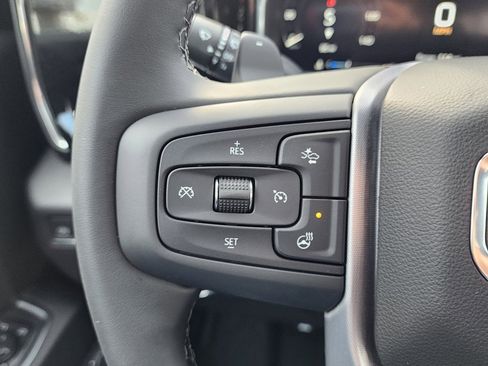 New 2026 GMC Sierra 1500 SLT image 21