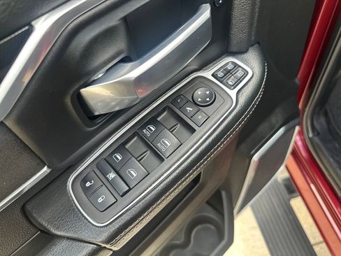 Used 2023 RAM 2500 Laramie w/ Night Edition image 12