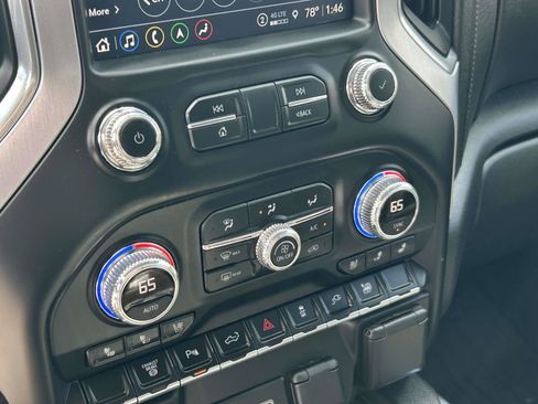 Used 2021 GMC Sierra 2500 SLT w/ SLT Premium Package image 24