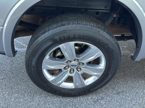 Used 2020 Ford F150 Platinum w/ Equipment Group 701A Luxury image 34