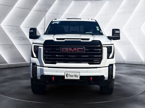 Certified 2024 GMC Sierra 2500 AT4 w/ AT4 Premium Plus Package AWD/4WD image 8