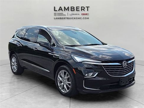 Used 2023 Buick Enclave Essence w/ Experience Buick Package AWD/4WD image 7