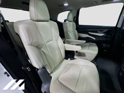 Used 2025 Subaru Ascent Limited w/ Popular Package #2 AWD/4WD image 31