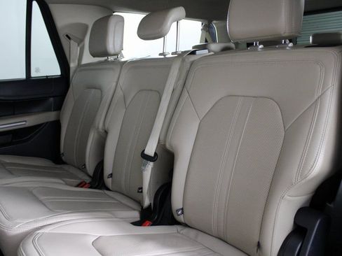 Used 2024 Ford Expedition Max Limited image 17