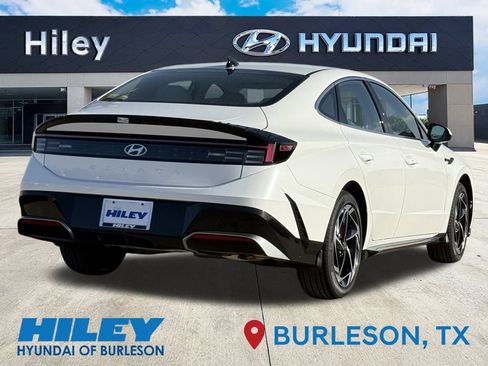 New 2026 Hyundai Sonata SEL image 4