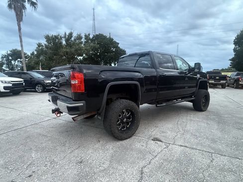 Used 2016 GMC Sierra 2500 SLE w/ Suspension Package, Off-Road AWD/4WD image 8