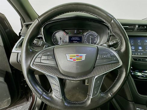Used 2021 Cadillac XT5 Sportv image 12