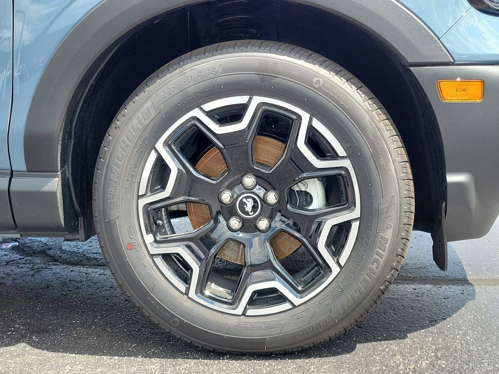 New 2026 Ford Bronco Sport Outer Banks w/ Outer Banks Tech Package+ AWD/4WD image 9
