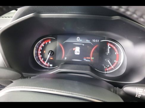 Used 2025 Toyota RAV4 XLE w/ Convenience Package image 23