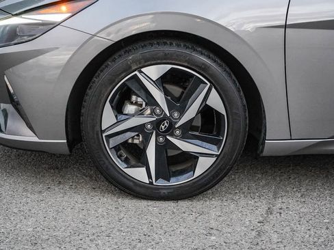 Certified 2022 Hyundai Elantra SEL w/ Convenience + Premium Package image 4