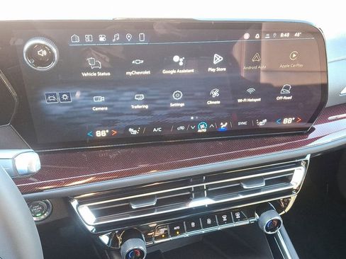 New 2026 Chevrolet Traverse Z71 w/ Driver Confidence Package image 8