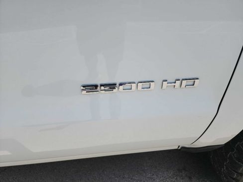 Used 2019 Chevrolet Silverado 2500 W/T AWD/4WD image 14