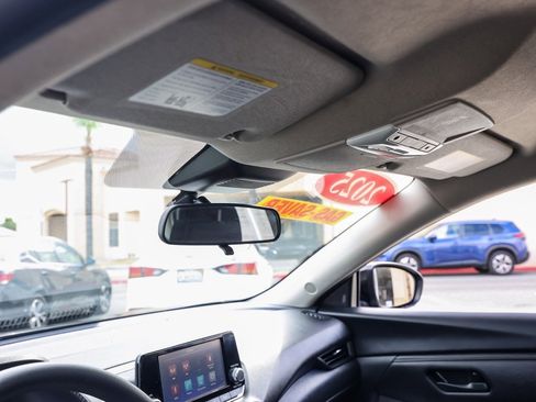 Used 2025 Nissan Sentra S image 13