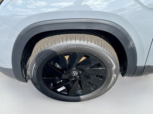 New 2026 Volkswagen Atlas SE FWD image 26
