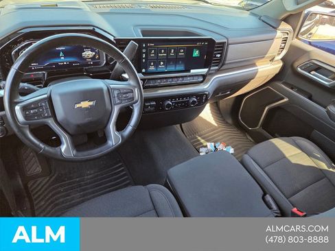 Used 2025 Chevrolet Silverado 1500 LT image 7