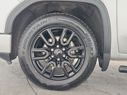 Used 2020 GMC Sierra 1500 Elevation w/ Elevation Value Package RWD image 38