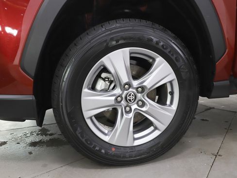 Used 2025 Toyota RAV4 XLE w/ Convenience Package image 31