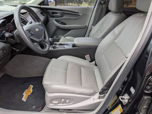 Used 2019 Chevrolet Impala LS FWD image 15