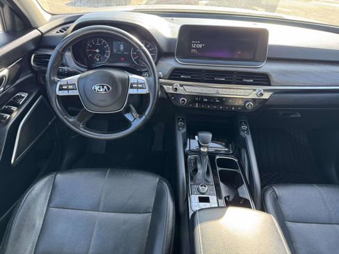 Used 2020 Kia Telluride EX w/ EX Premium Package image 12