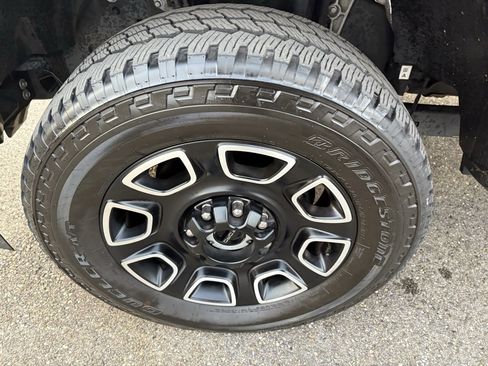 Used 2024 Ford F350 Platinum image 16