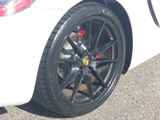 Used 2016 Porsche Boxster S RWD image 12