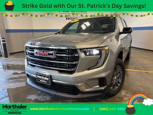 Used 2025 GMC Acadia Elevation image 1