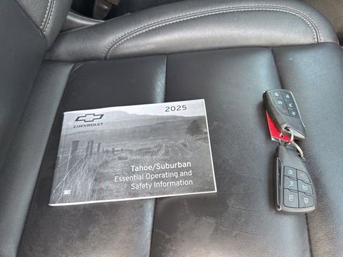 Used 2025 Chevrolet Tahoe LT image 19