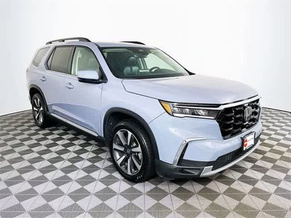 Used 2025 Honda Pilot Touring