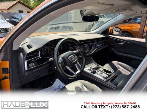 Used 2019 Audi Q8 Premium Plus w/ Premium Plus AWD/4WD image 9