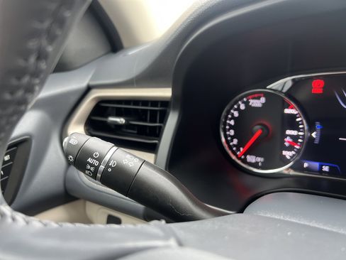 Used 2020 GMC Acadia Denali image 29