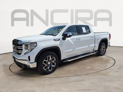 Used 2023 GMC Sierra 1500 SLT AWD/4WD image 6