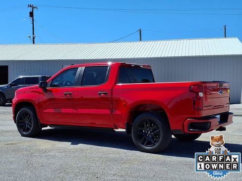 Used 2022 Chevrolet Silverado 1500 Custom w/ LPO, Blackout Package RWD image 19