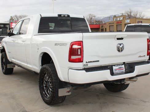 Used 2022 RAM 3500 Laramie image 46