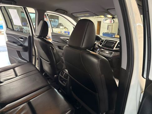 Used 2017 Honda Ridgeline RTL image 39