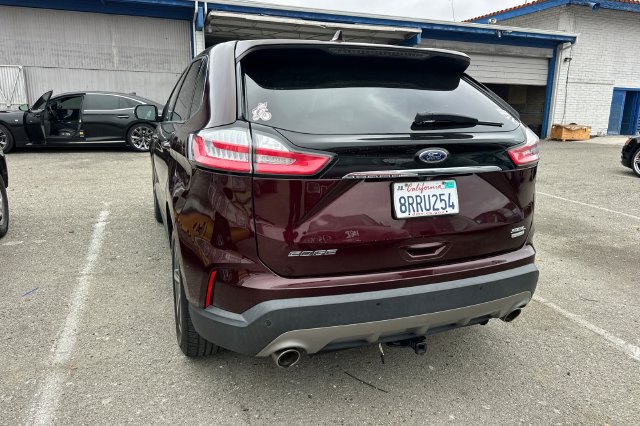 Used 2020 Ford Edge SEL w/ Convenience Package FWD image 7