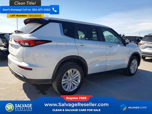 Used 2024 Mitsubishi Outlander ES image 4