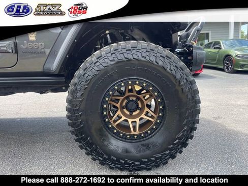 Used 2022 Jeep Wrangler Unlimited Rubicon w/ Trailer Tow Package AWD/4WD image 9